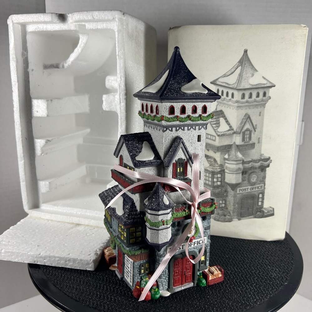 Dept 56 North Pole Series Post Office Heritage Village Collection 1992 5623-5